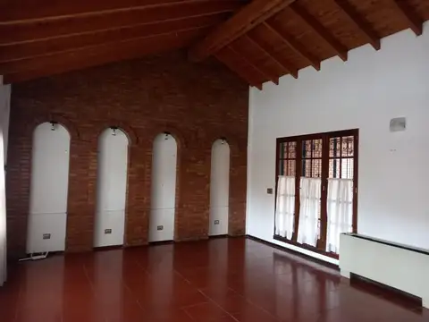 INCREIBLE CASA EN VENTA EN ALTO DORREGO