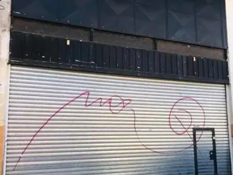 Galpón en alquiler en José León Suarez!