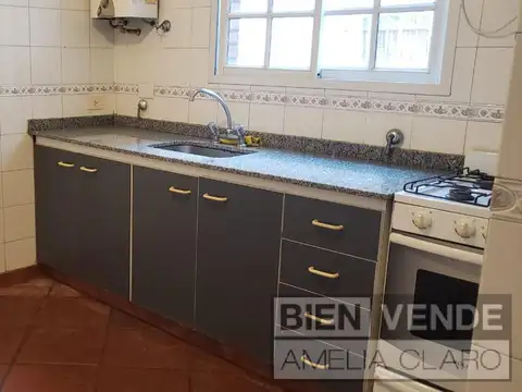 Depto Tipo Casa en Alquiler de 2 dormitorios