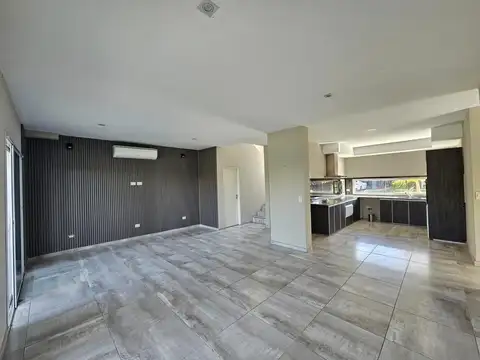 Barrio Villa Marina I 4300