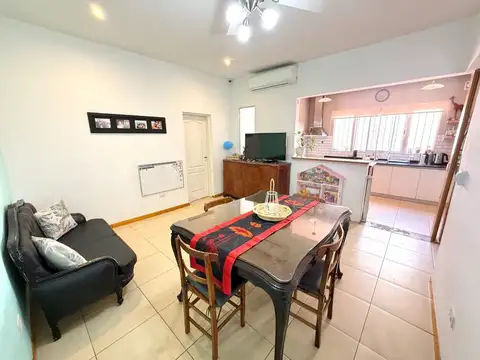 Casa 4 ambientes con 4 baños