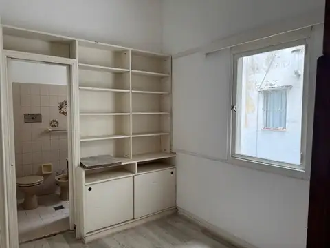 Departamento en venta, 3 ambientes en Once, oportunidad, apto crédito