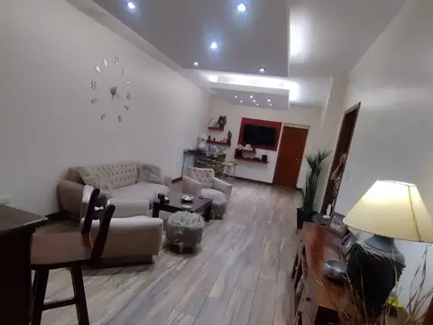 Chalet de 3 ambientes con pileta +ph de 3 ambientes con quincho