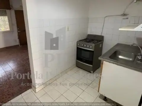 PH EN VENTA DE DOS AMBIENTES ITUZAINGO