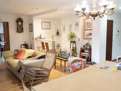 DEPARTAMENTO EN VENTA DE DOS DORMITORIOS + PATIO + BALCÓN + QUINCHO Y TERRAZA EN ZONA RIO
