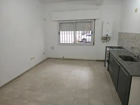 Departamento en Alquiler (PB) Av 13 entre 69 y 70