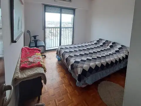 VENTA | Departamento 2 amb. Ciudadela con balcón