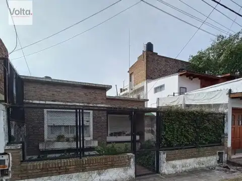 Casa con jardín y patio Arroyito, Asamblea 621