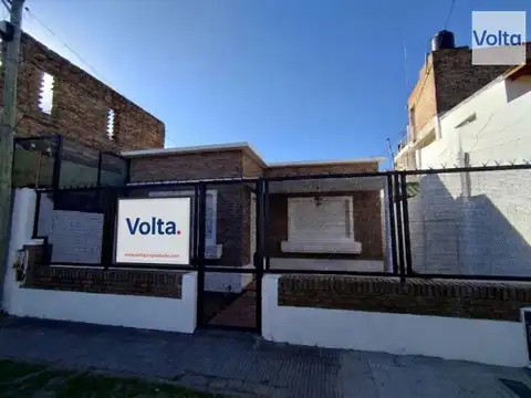 Casa con jardín y patio Arroyito, Asamblea 621