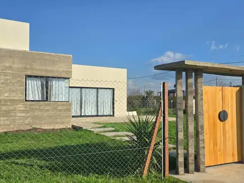 Saavedra Lamas al 6100