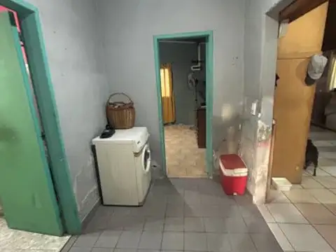 CASA EN VENTA -3 AMB COCHERAS-PILAR