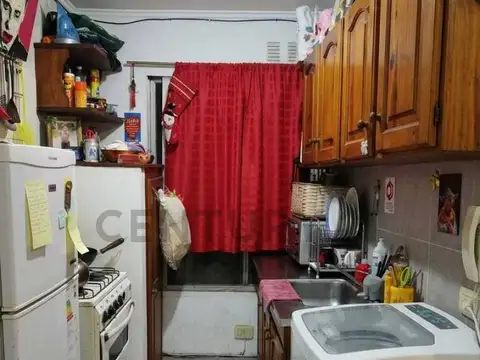 Máximo Paz 900, Piso 0