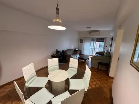 Departamento 4 ambientes con 2 baños