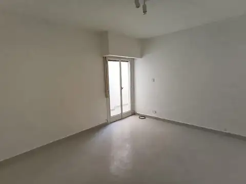 Departamento en Alquiler en Villa del Parque, $ 580.000