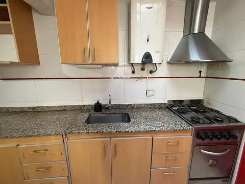 Depto Tipo Casa 3 ambientes con 2 baños