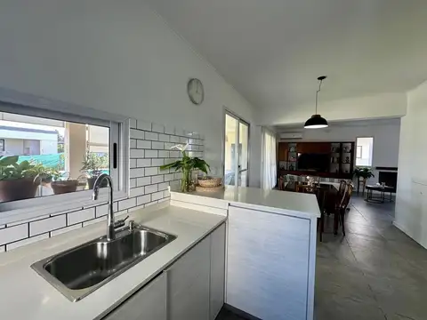 Casa en Venta, GBA Norte,  5 Ambientes en Haras Santa Maria - El Molino Sur