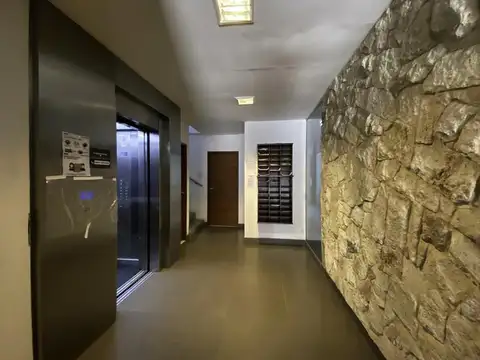 local importante superficie planta baja centro zona comercial apto gastronómico consultorios