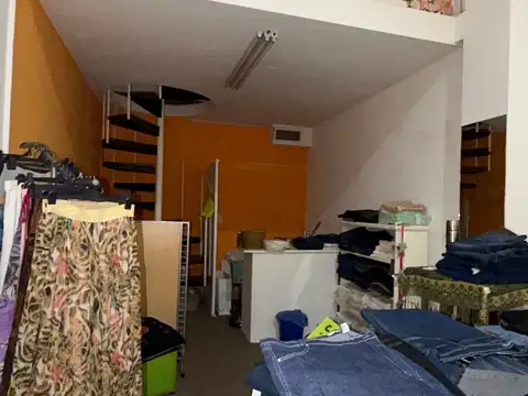 Local en Venta 30 años