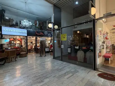 Local en Venta en Recoleta, USD 22.000