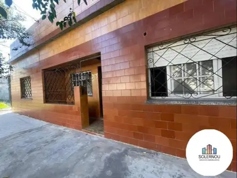 Venta CASA 3 ambientes con cochera+Depto 1 amb.Lanús Oeste