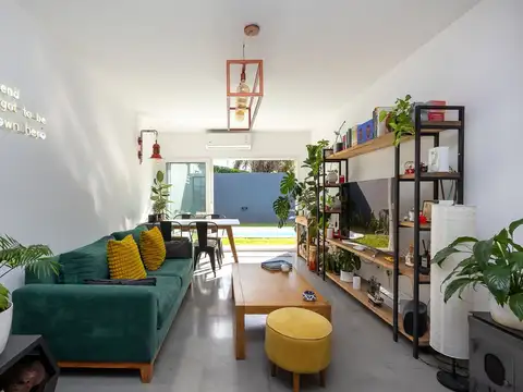 Casa en Venta con 1 cochera