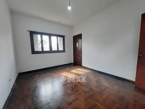 Casa en Venta en Bernal Oeste, USD 139.000