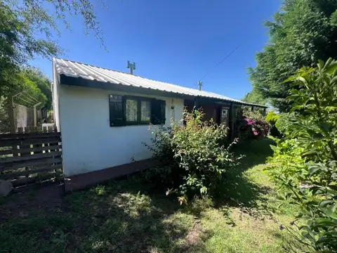 Casa 3 ambientes con 2 baños