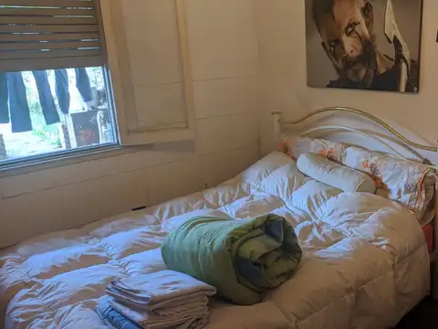 Casa Antigua a Reciclar con gran Lote