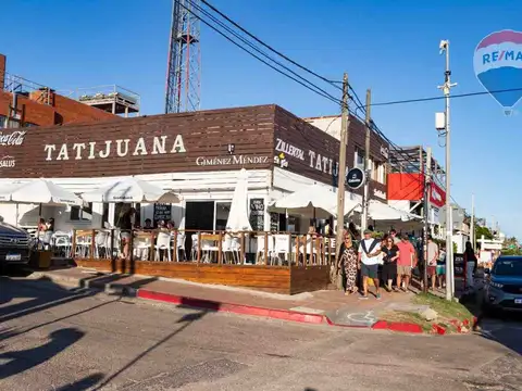 Local en Venta en La Barra, USD 1.800.000