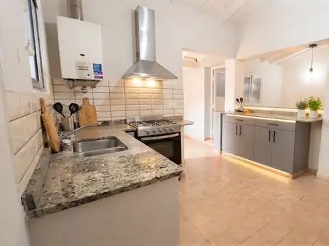 Casa 3 ambientes con 1 baño