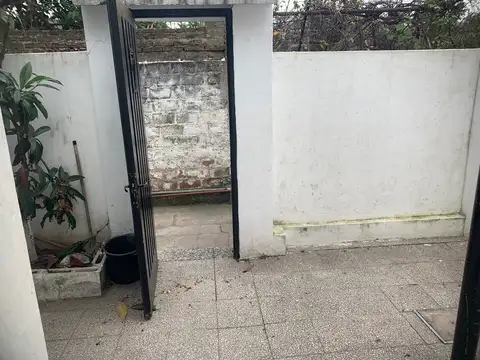 GARIBALDI 2600, Piso 0