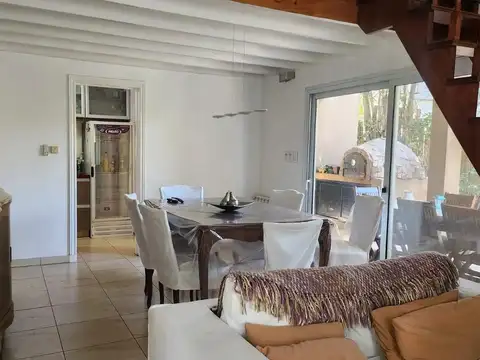 Casa en Alquiler Temporal en Loma Verde, USD 2.700