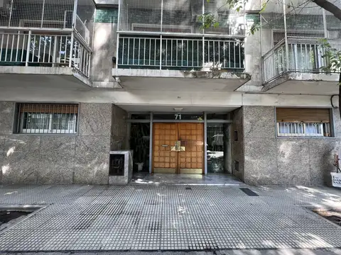 Virrey Liners 100, Piso 9