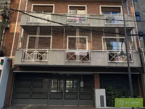 ALQUILER - Departamento de 3 ambientes con balcón corrido, cochera cubierta y ascensor, San Fernando