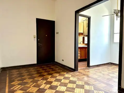 Avenida Valentín Alsina 100