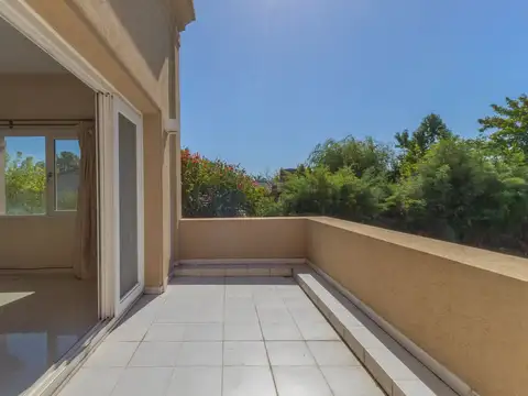 Casa de 4 amb en Campos de Alvarez | Acep. Permuta