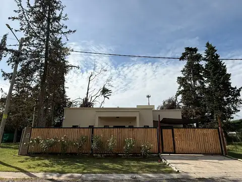 Leandro N. Alem 1100