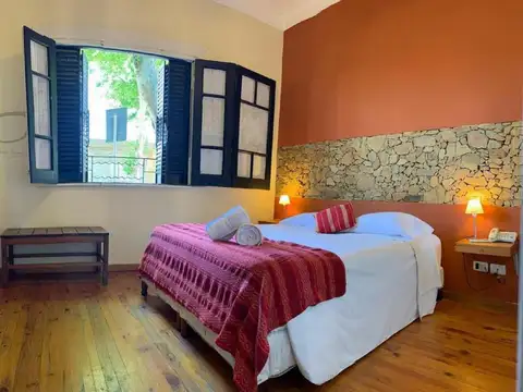 Casa 10 ambientes con 9 baños