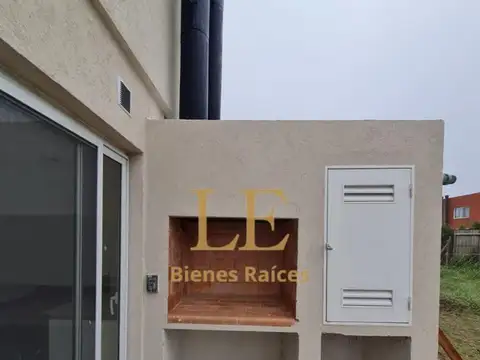 Casa en Alquiler de 3 dormitorios