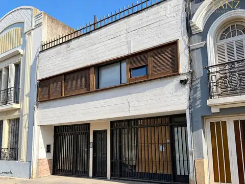 Casa   Local a Refaccionar en Venta, Lote Apto Desarrollo - Alberdi