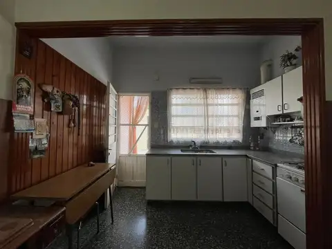 VENTA CASA EN BLOQUE-VALENTIN ALSINA