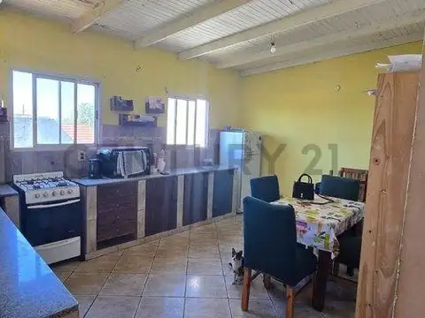 Juan del Campillo 2844 2800, Piso 0
