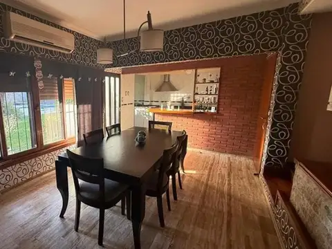 Casa en Venta en Banfield, USD 330.000