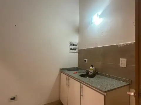 Local en Alquiler en Burzaco, $ 1.400.000
