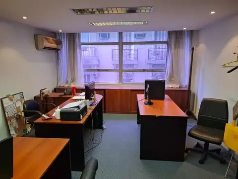 VENTA OFICINA MICROCENTRO PISO 250 MTS
