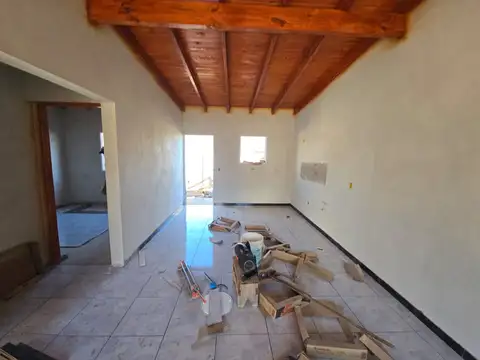 Casa 3 ambientes con 1 baño