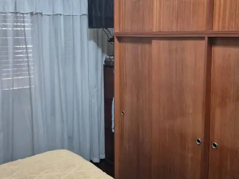 HERMOSA CASA AL FRENTE REMODELADA EN BARRIO BELGRANO