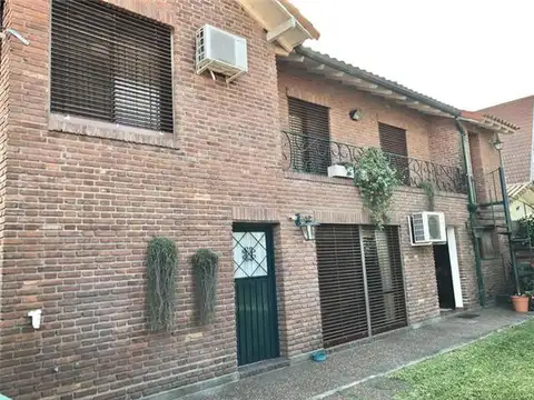 Casa en Venta en Burzaco, USD 320.000
