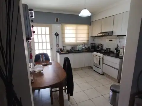 Casa en Venta en Villa Ballester, USD 190.000