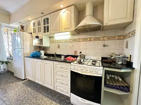 Casa 3 ambientes con 2 baños